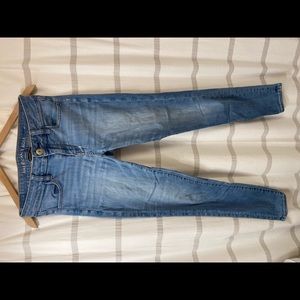 American eagle size 4 jeans